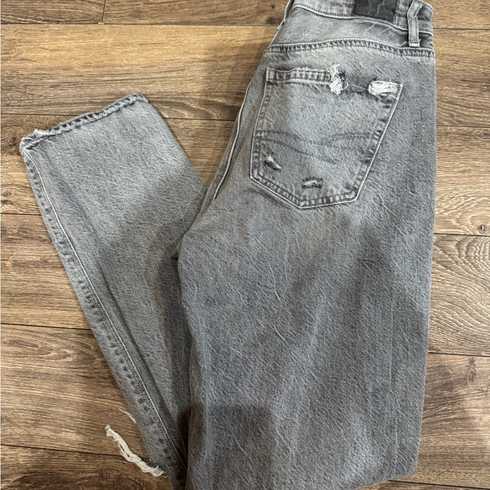 american eagle boyfriend jean